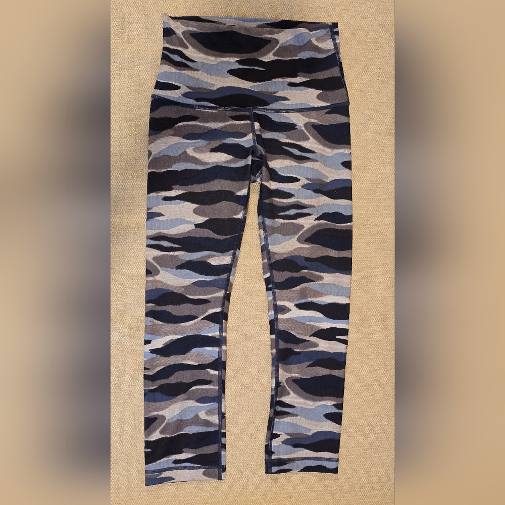 Lululemon Wunder Under Crop III Mini Coast Camo Deep Navy Multi